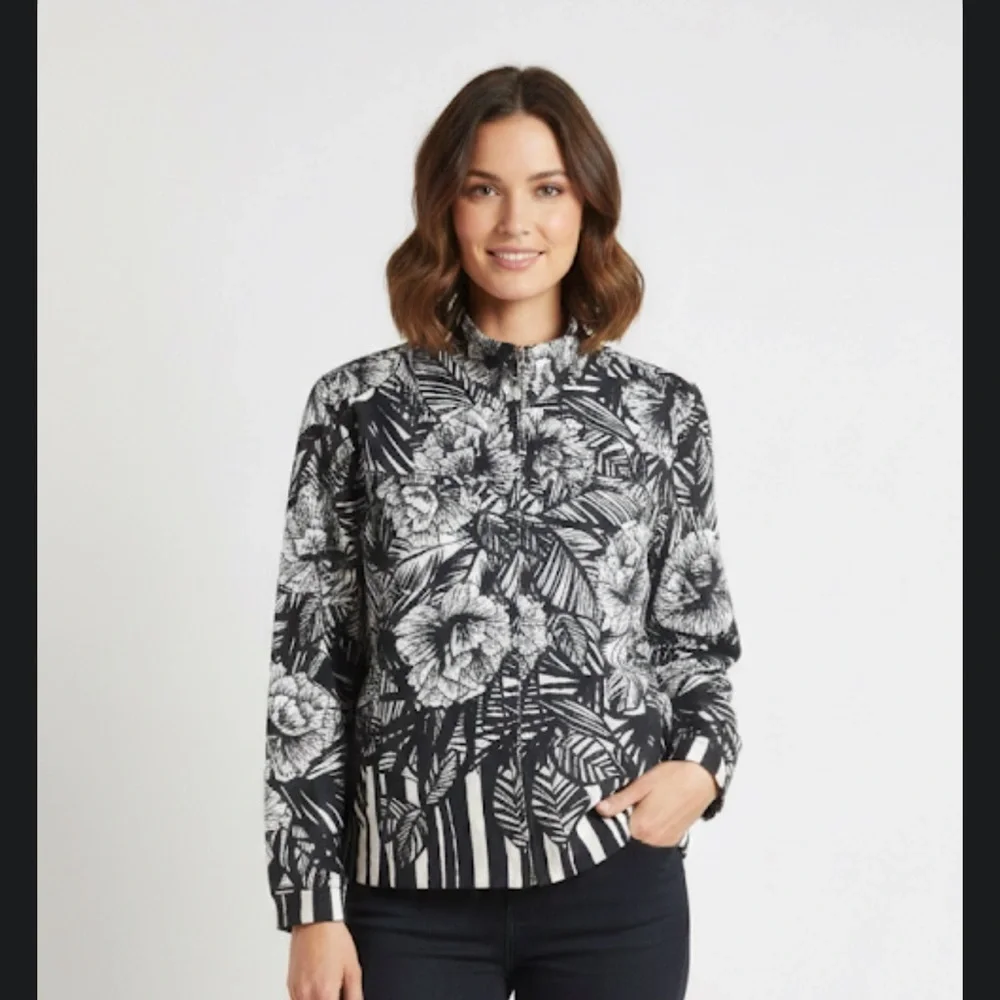 Erin London size, large Floral Black and White zip front jacket